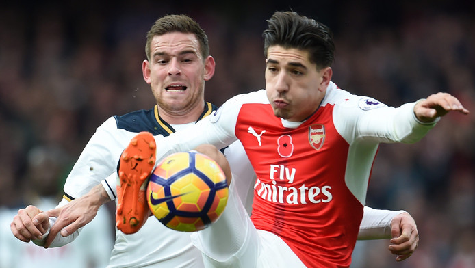 Arsenal maand zonder Bellerin, Sánchez onzeker voor topper