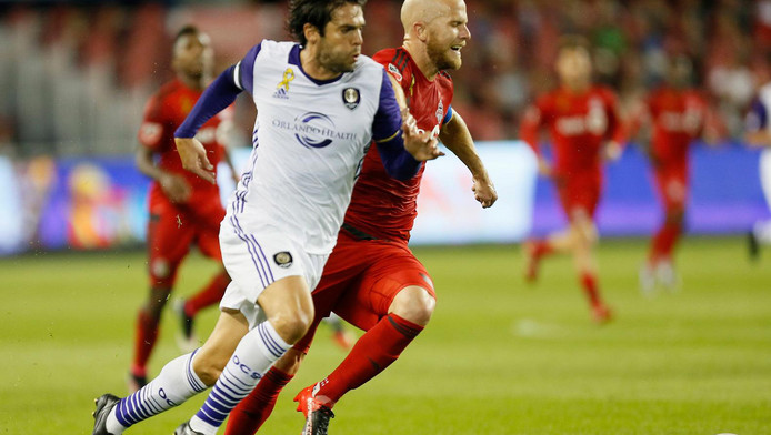 Kaká gaat volgend jaar terug naar Brazilië