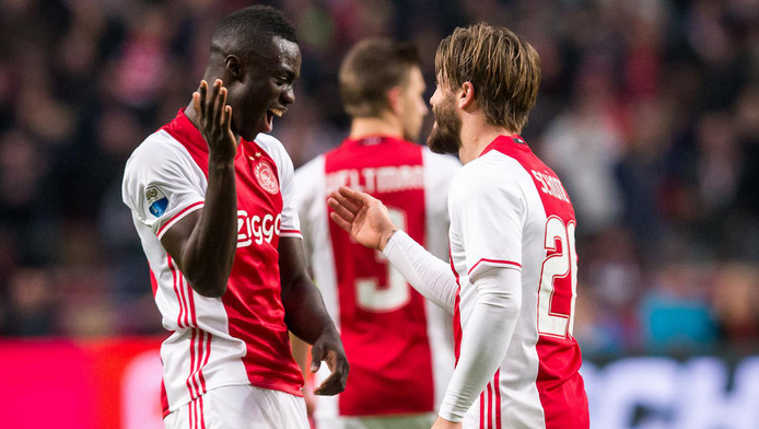 Ajax zonder Sánchez en Schöne naar Luik
