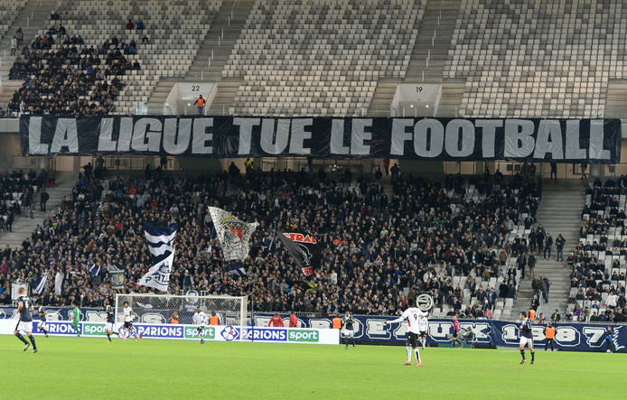 Bordeaux kegelt koploper Nice uit Franse beker