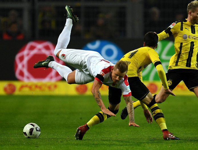 Dortmund ziet titelkansen slinken na remise tegen Augsburg