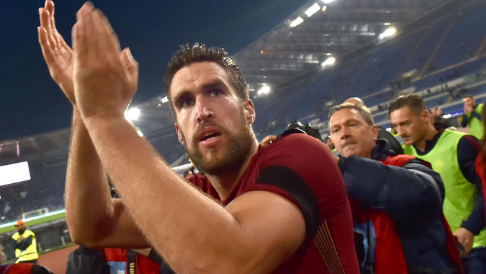 Strootman mist topduels na water-incident in derby