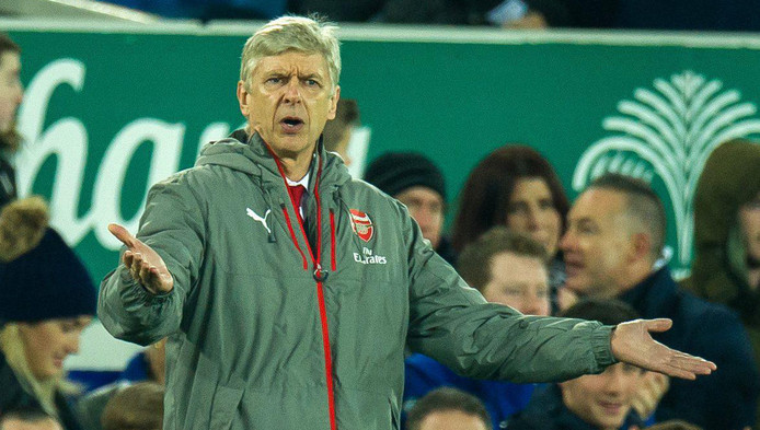 Wenger voor clash met Manchester City: ‘Geen angst tonen’