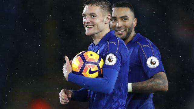 City verliest mede door hattrick Vardy van Leicester, Arsenal klopt Stoke