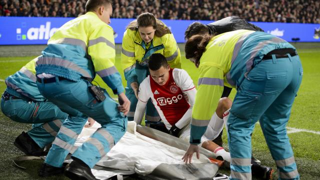 El Ghazi, Dolberg en Moreno vallen geblesseerd uit in topper Ajax-PSV