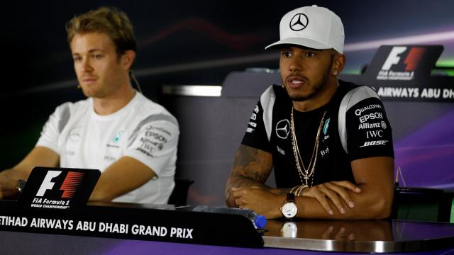 Hamilton bemoeit zich niet met opvolging Rosberg bij Mercedes