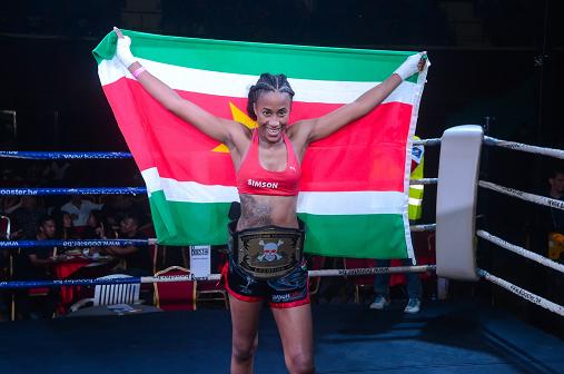Chellina Chrino en Chavelle Lee in rematch