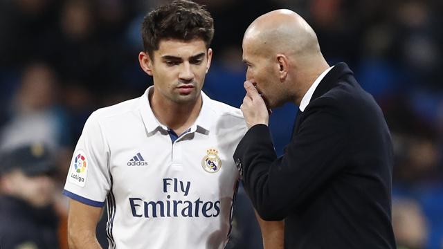 Zidane blij als trainer en trots als vader na Real-debuut zoon Enzo