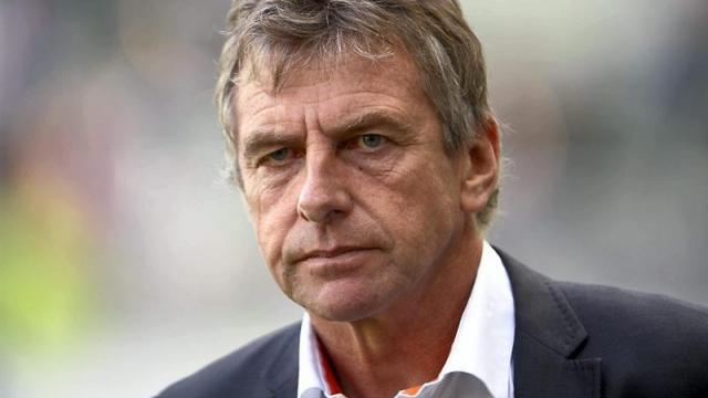 Plan Van Basten met de grond gelijk gemaakt: ‘Het is echt bullshit’
