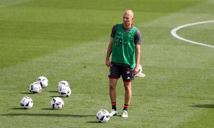 Bayern mist Robben ook in Champions League-duel met PSG