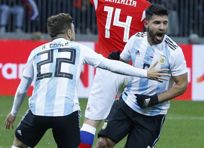 Argentinië in Moskou vlak voor tijd langs Rusland