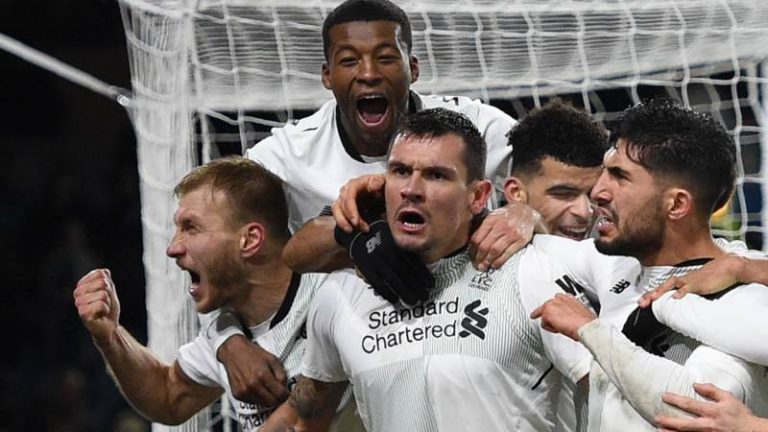 Oud-AZ’er Klavan helpt Liverpool, United wint bij Everton