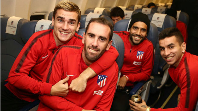 Atletico squad change plane due to technical fault