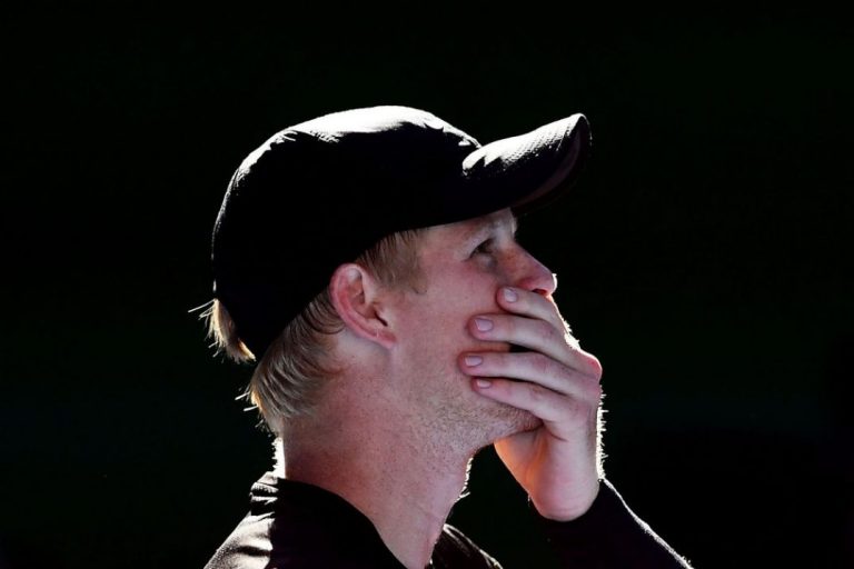 Edmund stoot Dimitrov uit australian open