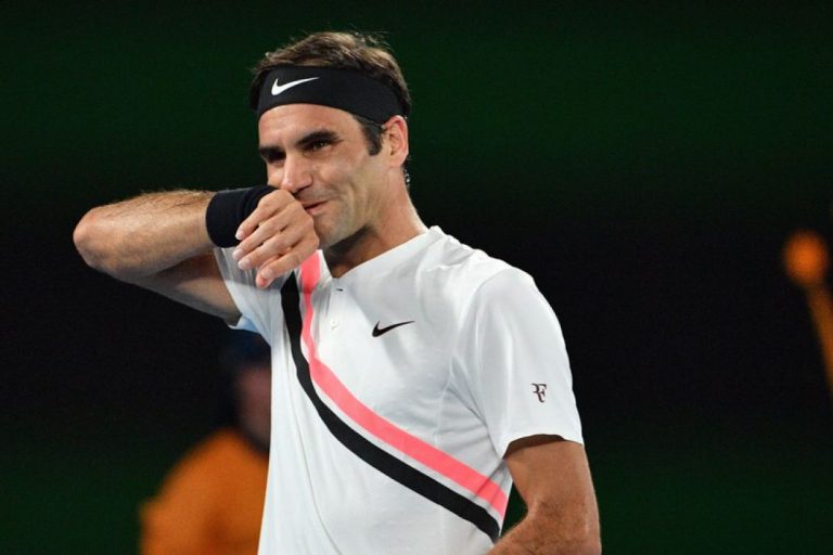 TITELVERDEDIGER FEDERER WINT WEER MET 3-0