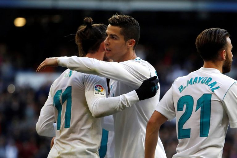 Zevenklapper voor Real tegen Deportivo