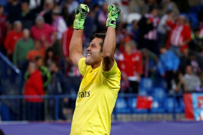 Julio Cesar terug naar Flamengo