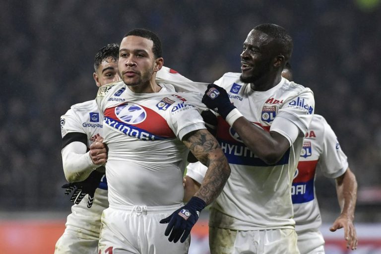 Memphis laat stadion Lyon ontploffen