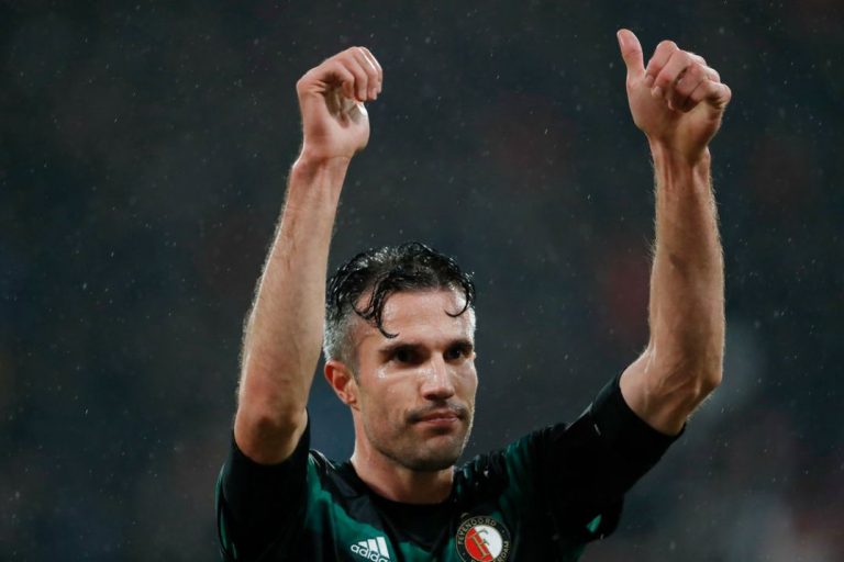 Feyenoord gelijk bij rentree van Persie