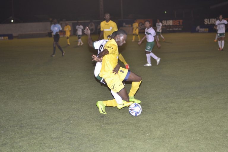 Transvaal boekt 3de achtereenvolgende overwinning