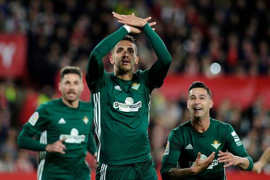Real Betis lacht het laatst in krankzinnige derby