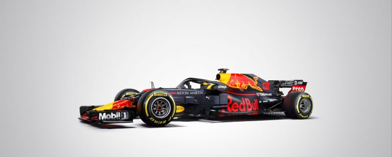 Red Bull steekt RB14 in (oude) nieuwe kleuren