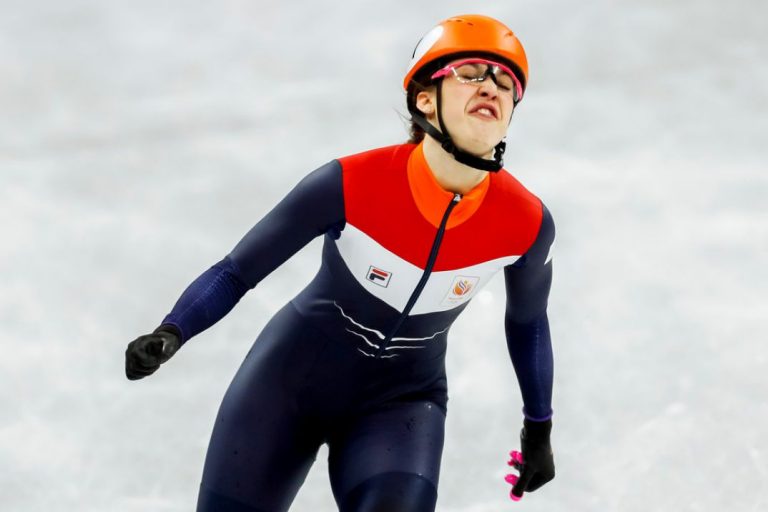 Oranjeshorttracksters in tranen na uitschakeling