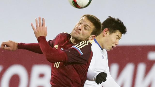 FIFA onderzoekt mogelijk dopinggebruik Russisch international Kambolov