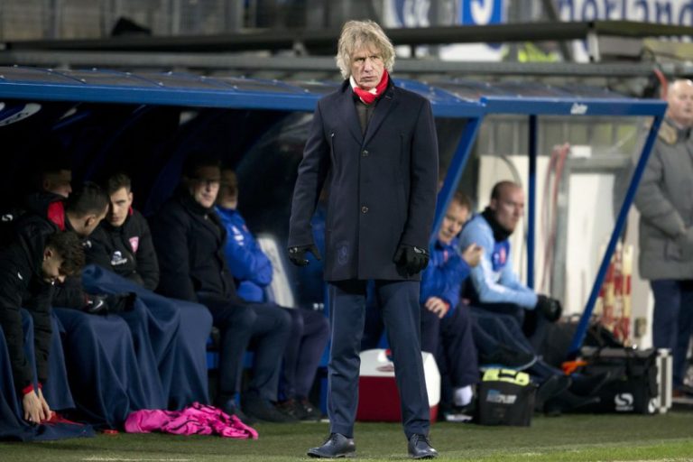 Heerenveen vergroot problemen FC Twente