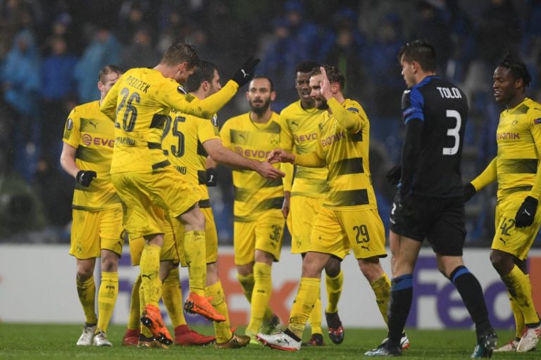 Atalanta buigt pas in slotfase voor Dortmund