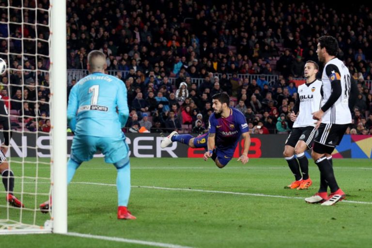 Goede zaken Barca op weg naar Spaanse bekerfinale