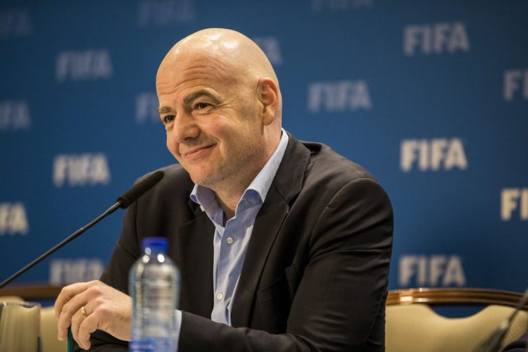 Fifa – baas: ‘Maak me zorgen om enorme bedragen’