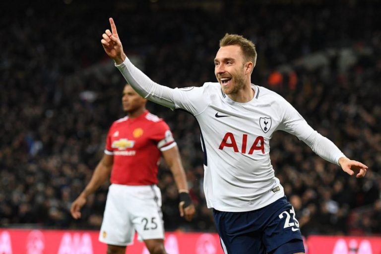 United onderuit bij Spurs, City loopt verder uit