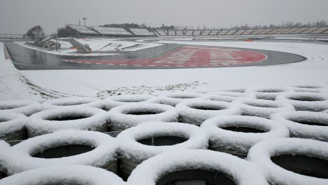Ochtendsessie derde testdag in Barcelona geannuleerd wegens sneeuw