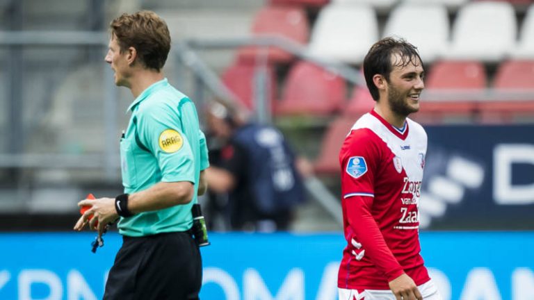 Van Overeem niet akkoord met drie duels schorsing