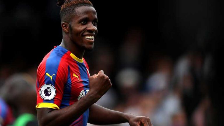Zaha blijft trouw aan Crystal Palace