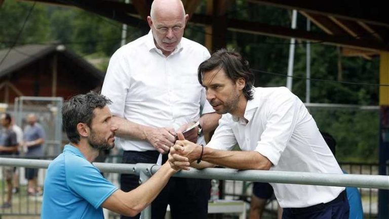 Gezocht: extra middenvelder voor PSV