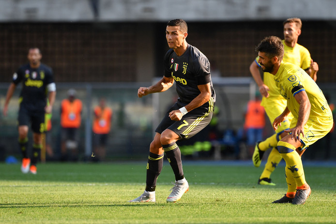 Invaller voorkomt diep in blessuretijd mislukt debuut Ronaldo