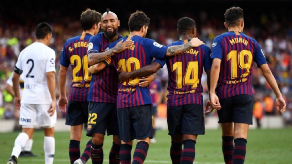 Barcelona wint Trofeu Joan Gamper voor zevende keer op rij na simpele zege