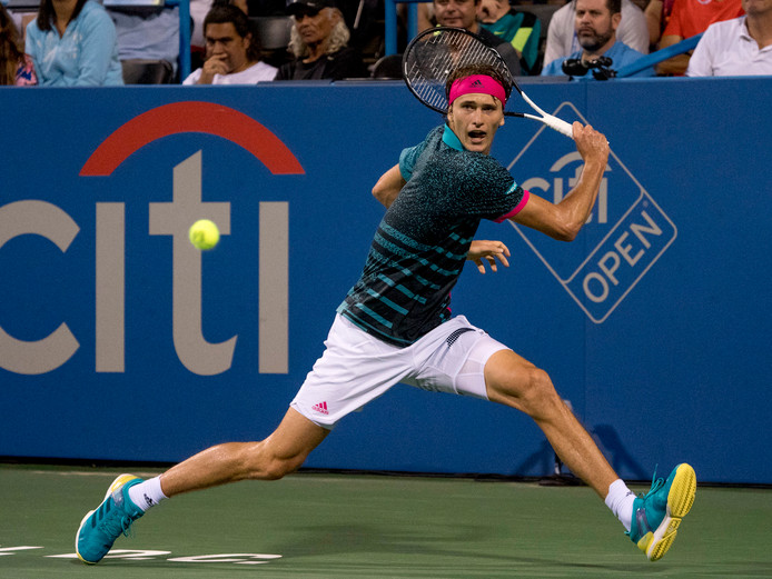 Alexander Zverev wint eerste broederstrijd van Mischa