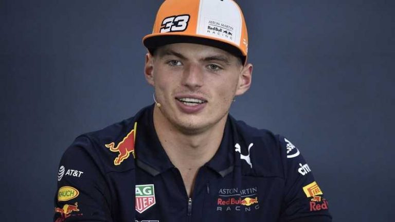 Verstappen verrast: ’Weet niet of dat de juiste omgeving is…’