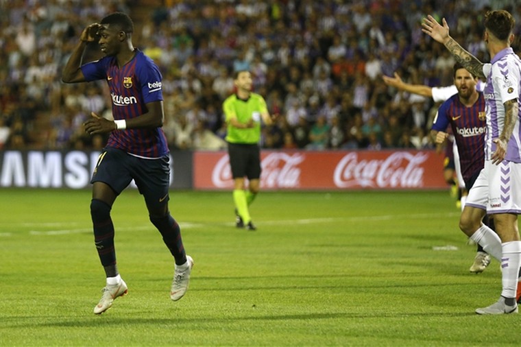 Barcelona ontsnapt dankzij VAR aan domper op akker in Valladolid