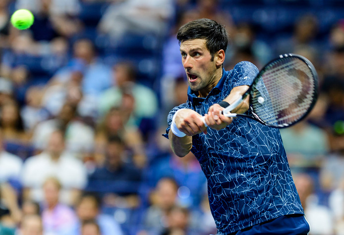 Djokovic is het even kwijt, maar herpakt zich en wint