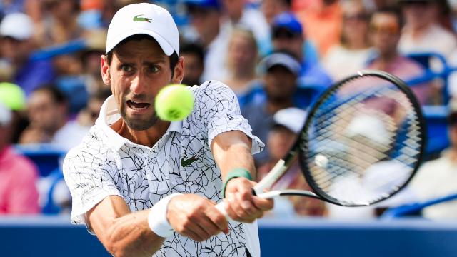 Djokovic verslaat Federer in Cincinnati en completeert bijzondere erelijst