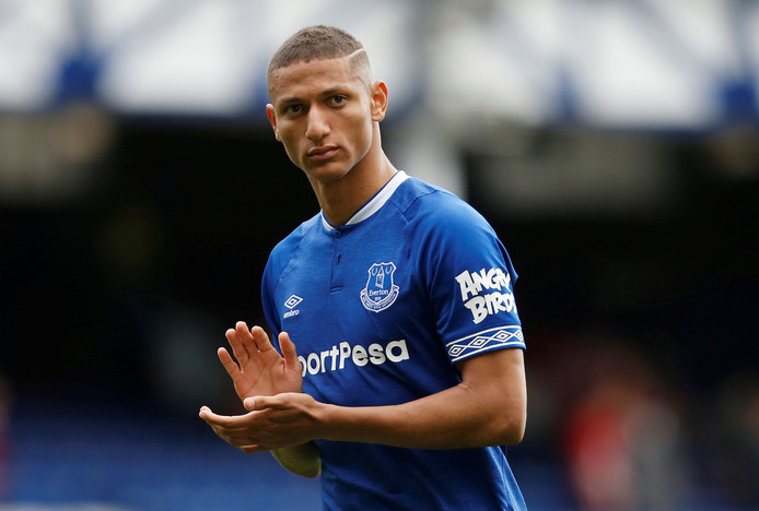Uitnodiging Brazilië zorgt voor week van uitersten voor Richarlison