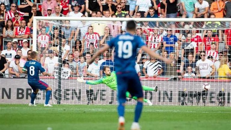 JC Schaal na strafschoppen prijs voor Feyenoord