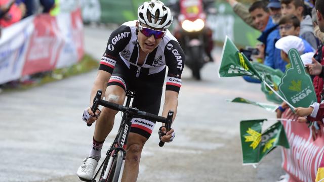 Kelderman blij dat hij valpartijen ontweek in chaotische Vuelta-rit