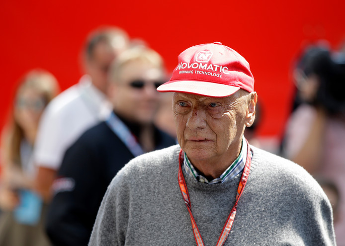 Zieke Niki Lauda korte tijd op intensive care