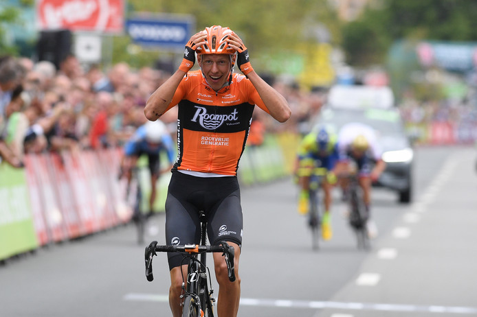 Van der Hoorn boekt mooiste overwinning uit loopbaan in BinckBank Tour