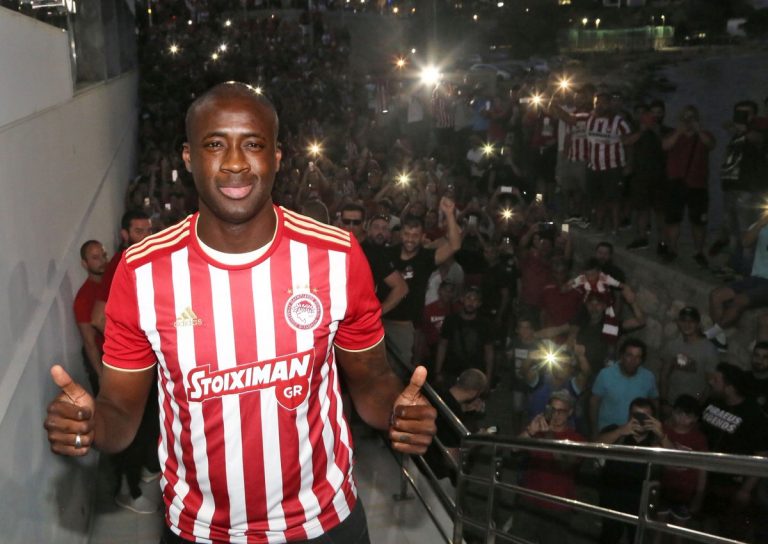 Yaya Touré (35) keert als held terug bij Olympiakos
